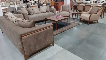 نمای کناری کاناپه مبل کاریزما با جزئیات چوبی